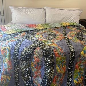 Anthropologie Queen Quilt & Pillow Shams